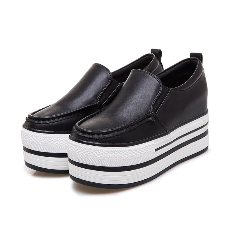 8cm Super High Platform Wedge Sneakers Women Shoes White Genuine Leather Slip on Breathable Comfy Women Summer Shoes 
8cm Super High Platform Wedge Sneakers Women Shoes White Genuine Leather Slip on Breathable Comfy Women Summer Shoes