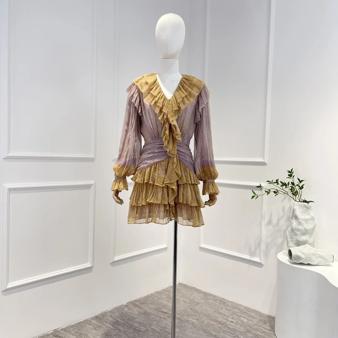 Summer Spring Crinkle Silk Dot Ruffles Front Latest High Quality 2023 V-neck Swing Pleated Mini Dresses
Summer Spring Crinkle Silk Dot Ruffles Front Latest High Quality 2023 V-neck Swing Pleated Mini Dresses