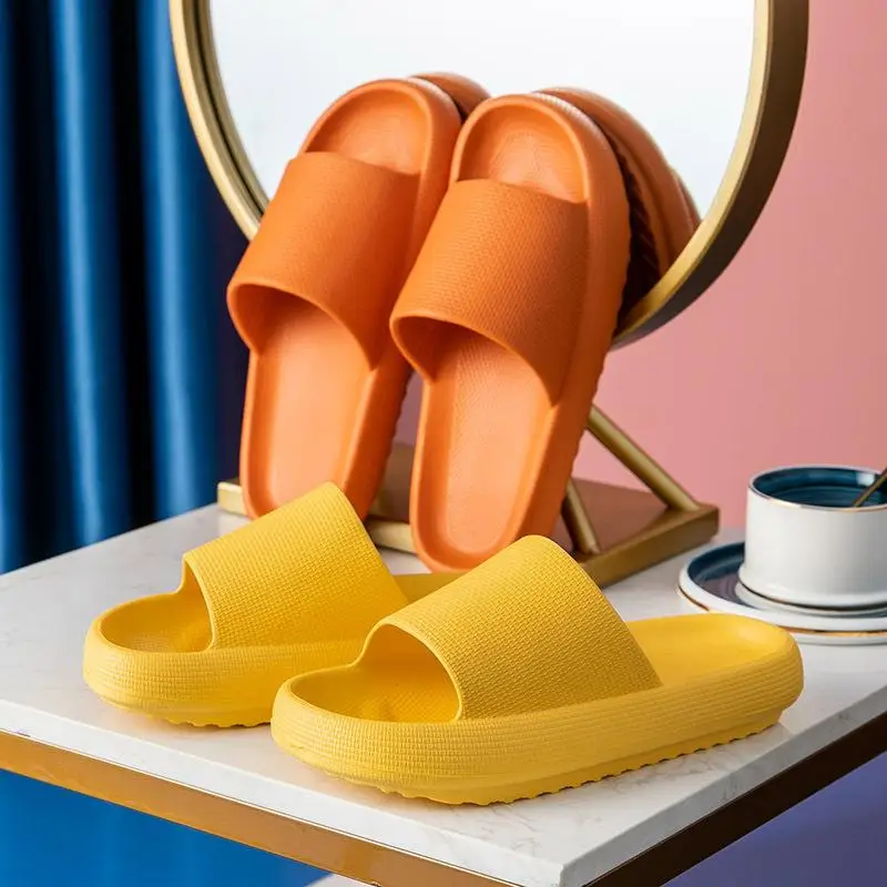 Summer Sandals Women 2022 Slippers Thick Platform Indoor Bathroom Slipper Soft EVA Anti-slip Home Slippers Beach Slides Sandales
Summer Sandals Women 2022 Slippers Thick Platform Indoor Bathroom Slipper Soft EVA Anti-slip Home Slippers Beach Slides Sandales