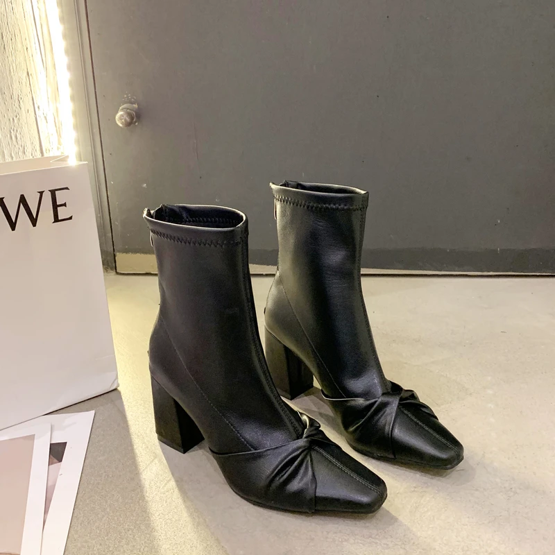 2022 Autumn Winter New Women Ankle Boots Ladies Fashion Square Toe Back Zipper Shoes Female Office Thick Heels Botas Black Wihte
2022 Autumn Winter New Women Ankle Boots Ladies Fashion Square Toe Back Zipper Shoes Female Office Thick Heels Botas Black Wihte