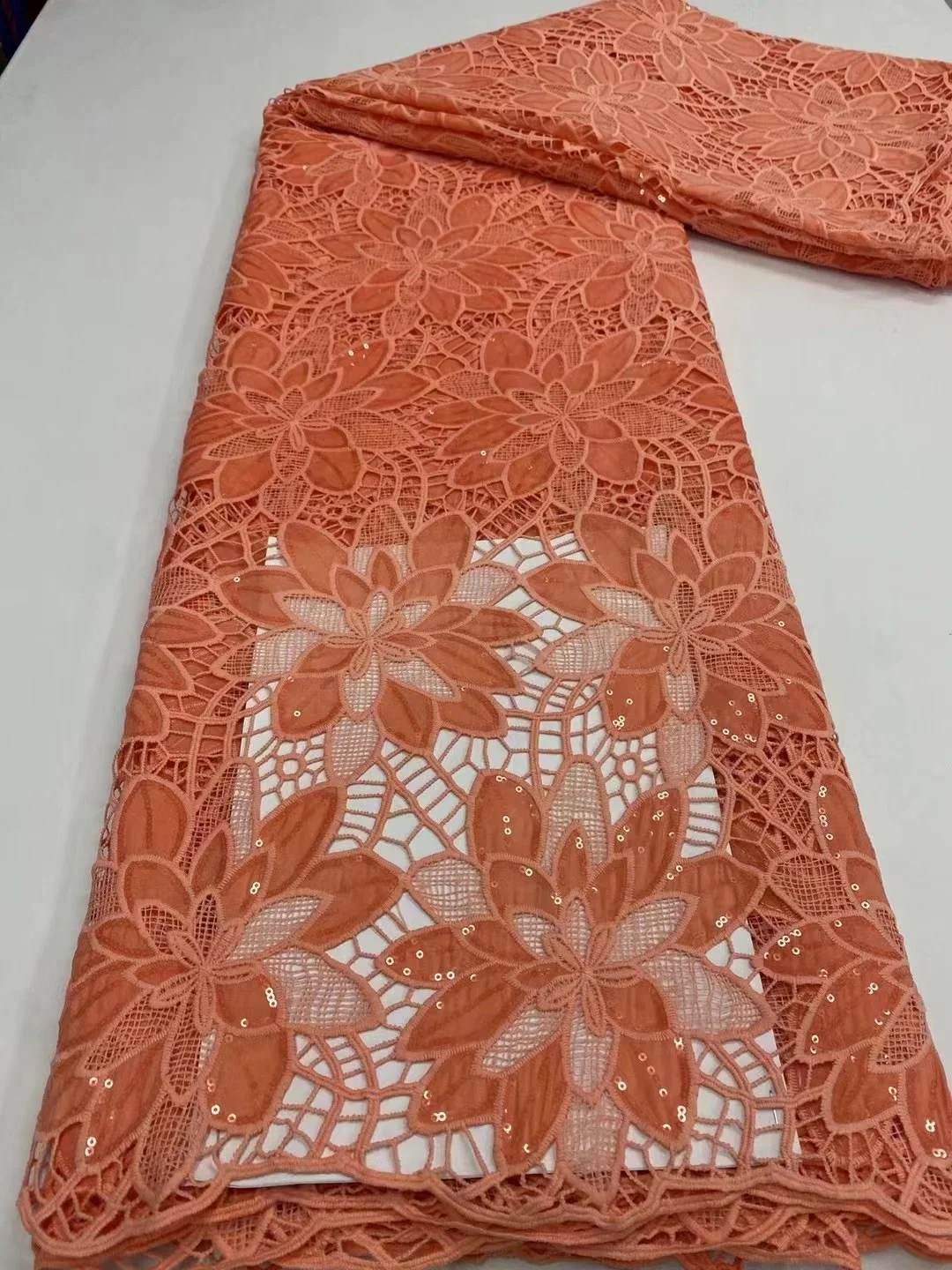 African Lace Fabric 2022 Embroidery Swiss Voile Lace In Switzerland Nigerian Cotton Lace Fabrics for Dress
African Lace Fabric 2022 Embroidery Swiss Voile Lace In Switzerland Nigerian Cotton Lace Fabrics for Dress