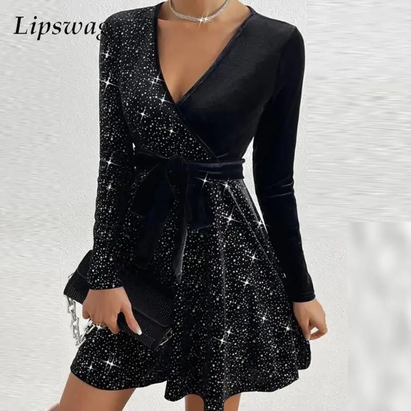 New Fashion Ladies Back Patchwork Waisted Lace Up Dress Sexy V Neck Long Sleeve Mini Dress Elegant Women Shiny Party Short Dress
New Fashion Ladies Back Patchwork Waisted Lace Up Dress Sexy V Neck Long Sleeve Mini Dress Elegant Women Shiny Party Short Dress