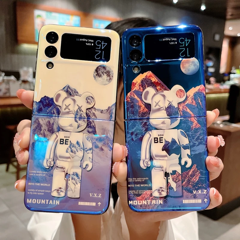 Funda Case for Samsung Galaxy Z Flip 4 Z Flip 3 5G Blu-ray Snow Mountain Bear Pattern Shock proof Protection Phone Case Cover
Funda Case for Samsung Galaxy Z Flip 4 Z Flip 3 5G Blu-ray Snow Mountain Bear Pattern Shock proof Protection Phone Case Cover