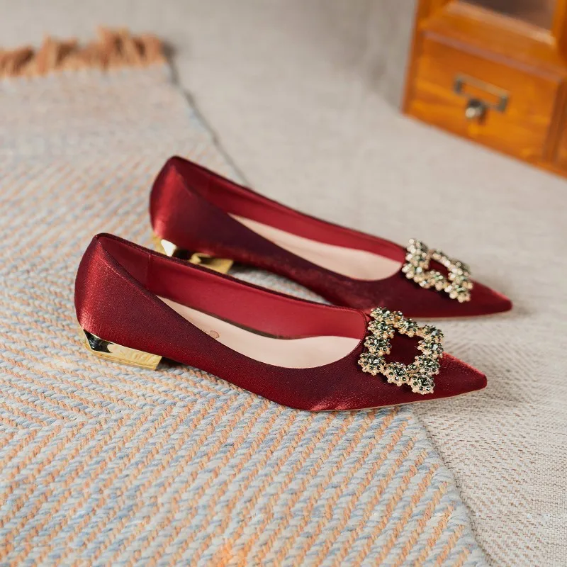 Single Shoes Women's Shallow Mouth Square Buckle Scoop Shoes 2022 Spring and Autumn Mid-heel Four Seasons Shoes Heels Women
Single Shoes Women's Shallow Mouth Square Buckle Scoop Shoes 2022 Spring and Autumn Mid-heel Four Seasons Shoes Heels Women