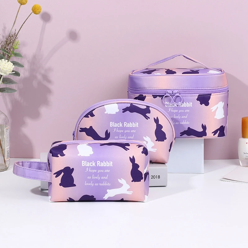New fashion PU cosmetic bag, printed rabbit casual women wash gargle to receive make up box of beautiful bag
New fashion PU cosmetic bag, printed rabbit casual women wash gargle to receive make up box of beautiful bag