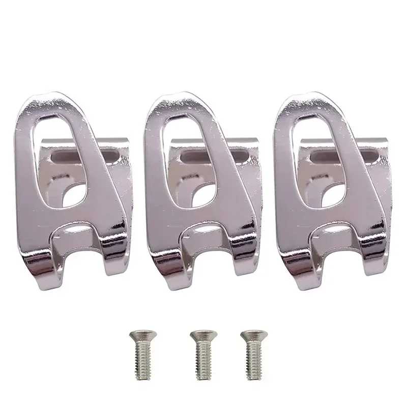 Аксессуары для Makita 18 В: крюк, зажим для ремня, держатель бит
Аксессуары для Makita 18 В: крюк, зажим для ремня, держатель бит