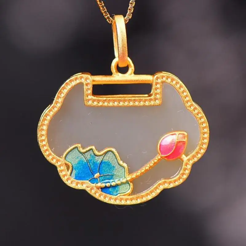 Кулон в виде цветка лотоса из серебра 925 пробы с эмалью
Кулон в виде цветка лотоса из серебра 925 пробы с эмалью