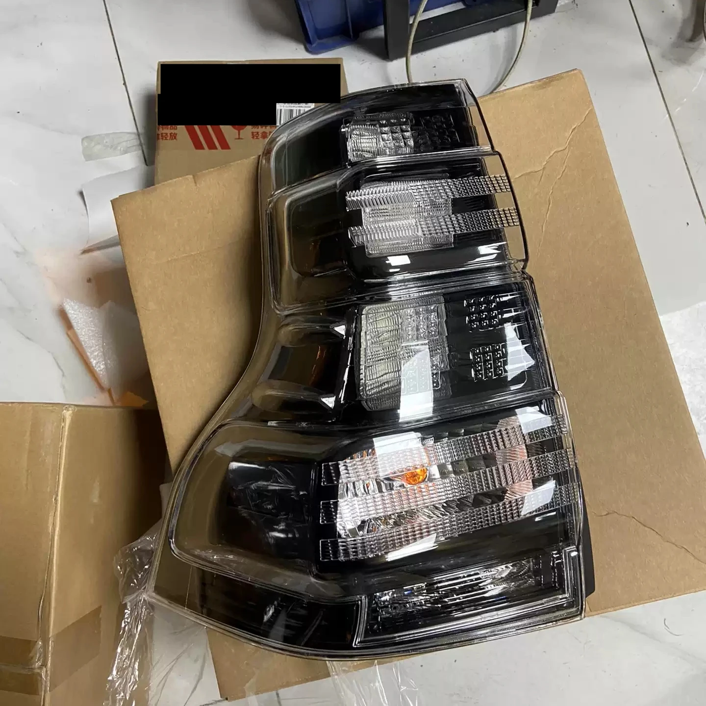 Задний светодиод в сборе для Toyota Prado 2700 4000 2010-17, тормозной сигнал поворота, Аксессуары для автомобилей 
Задний светодиод в сборе для Toyota Prado 2700 4000 2010-17, тормозной сигнал поворота, Аксессуары для автомобилей