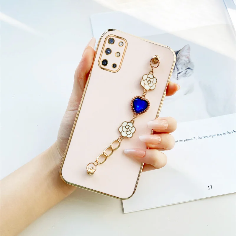 Dark Blue Love Chain Bracelet Case for OnePlus 8T 9 9 Pro Nord 2 5G Nord CE 2 5G Flower Love Women's Bracelet
Dark Blue Love Chain Bracelet Case for OnePlus 8T 9 9 Pro Nord 2 5G Nord CE 2 5G Flower Love Women's Bracelet