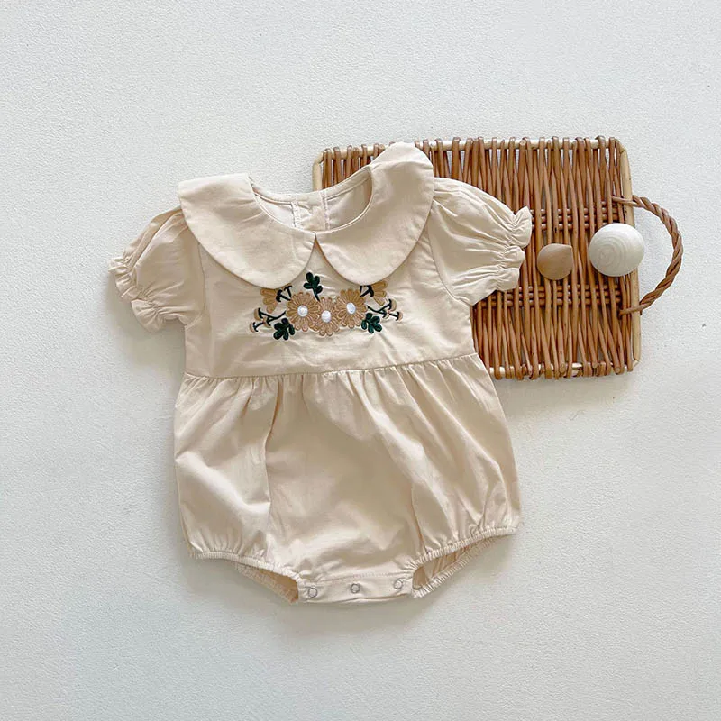 Summer Cotton Breathable Baby Romper Embroidery Flower Short Ruffle Sleeve Girl Bodysuit Infant Toddler Jumpsuit Baby Clothes
Summer Cotton Breathable Baby Romper Embroidery Flower Short Ruffle Sleeve Girl Bodysuit Infant Toddler Jumpsuit Baby Clothes