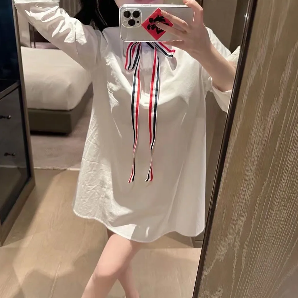 High Quality Korean Fashion TB Academy Style Ribbon Long Sleeve Polo Neck Mid Length Shirt Women's Casual Shirt Dress
High Quality Korean Fashion TB Academy Style Ribbon Long Sleeve Polo Neck Mid Length Shirt Women's Casual Shirt Dress