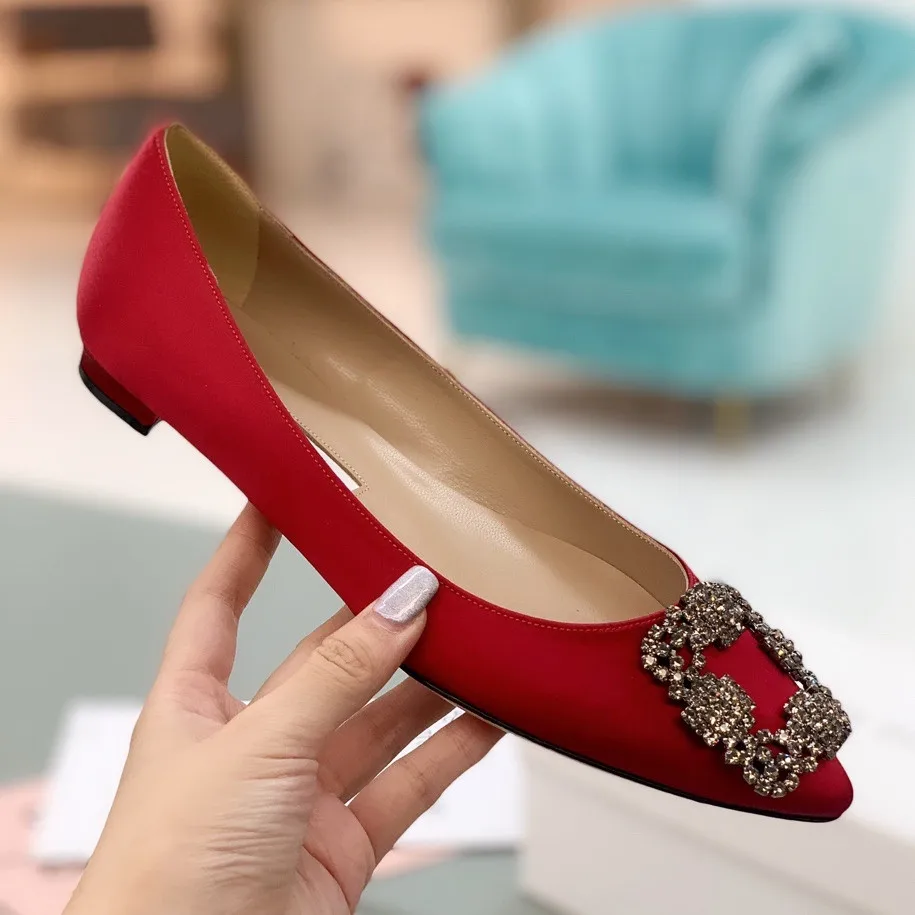 2022 Red Wedding Shoes Bridal Shoes Satin Pointed Stiletto Shallow Mouth Women's Shoes With Rhinestone Strap Sandals
2022 Red Wedding Shoes Bridal Shoes Satin Pointed Stiletto Shallow Mouth Women's Shoes With Rhinestone Strap Sandals
