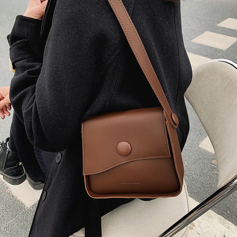 Simple design armpit bag female 2021 new fashion small square bag broadband personalized ins messenger bag
Simple design armpit bag female 2021 new fashion small square bag broadband personalized ins messenger bag