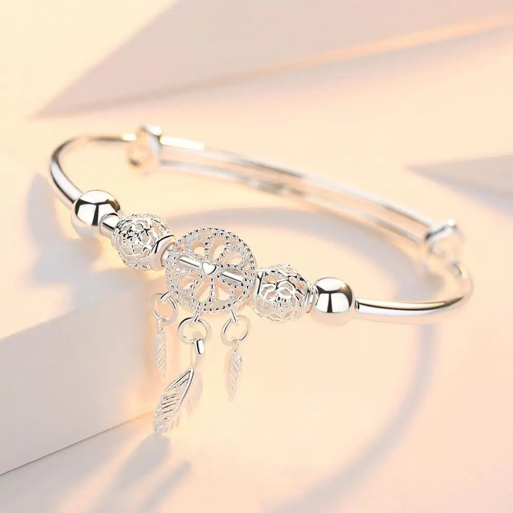 Chic Copper Bracelet Light Female Bracelet Exquisite Shape Stylish Girls Copper Bracelet Dress Up
Chic Copper Bracelet Light Female Bracelet Exquisite Shape Stylish Girls Copper Bracelet Dress Up
