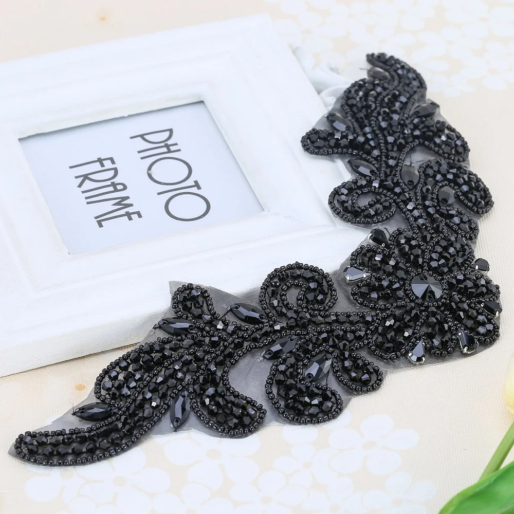 FZD 1 PC Black Crystal Rhinestone Applique Welding Flower Patch Sew on Wedding Dress Sleeves Accessories Rhinestone Applique DIY
FZD 1 PC Black Crystal Rhinestone Applique Welding Flower Patch Sew on Wedding Dress Sleeves Accessories Rhinestone Applique DIY