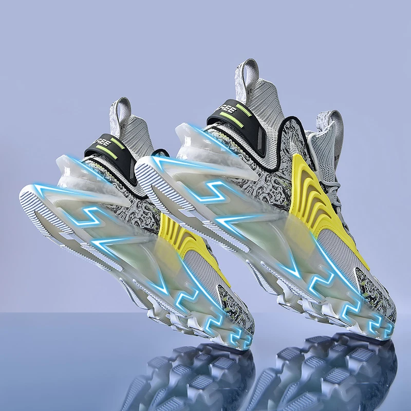 Fashion stitching mesh breathable sneakers Men's plus size knife running shoes Lace-up high elastic running shoes
Fashion stitching mesh breathable sneakers Men's plus size knife running shoes Lace-up high elastic running shoes