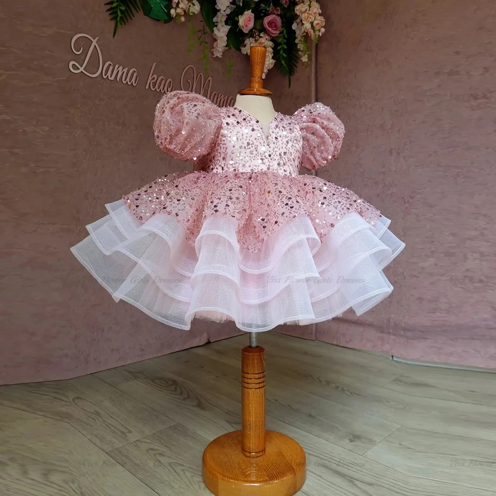 

V Neck Pink Flower Girls Dresses with Sequined Tiered Real Picture Christmas Gowns 2024 New Short Puffy Sleeve فلور فتاة اللباس