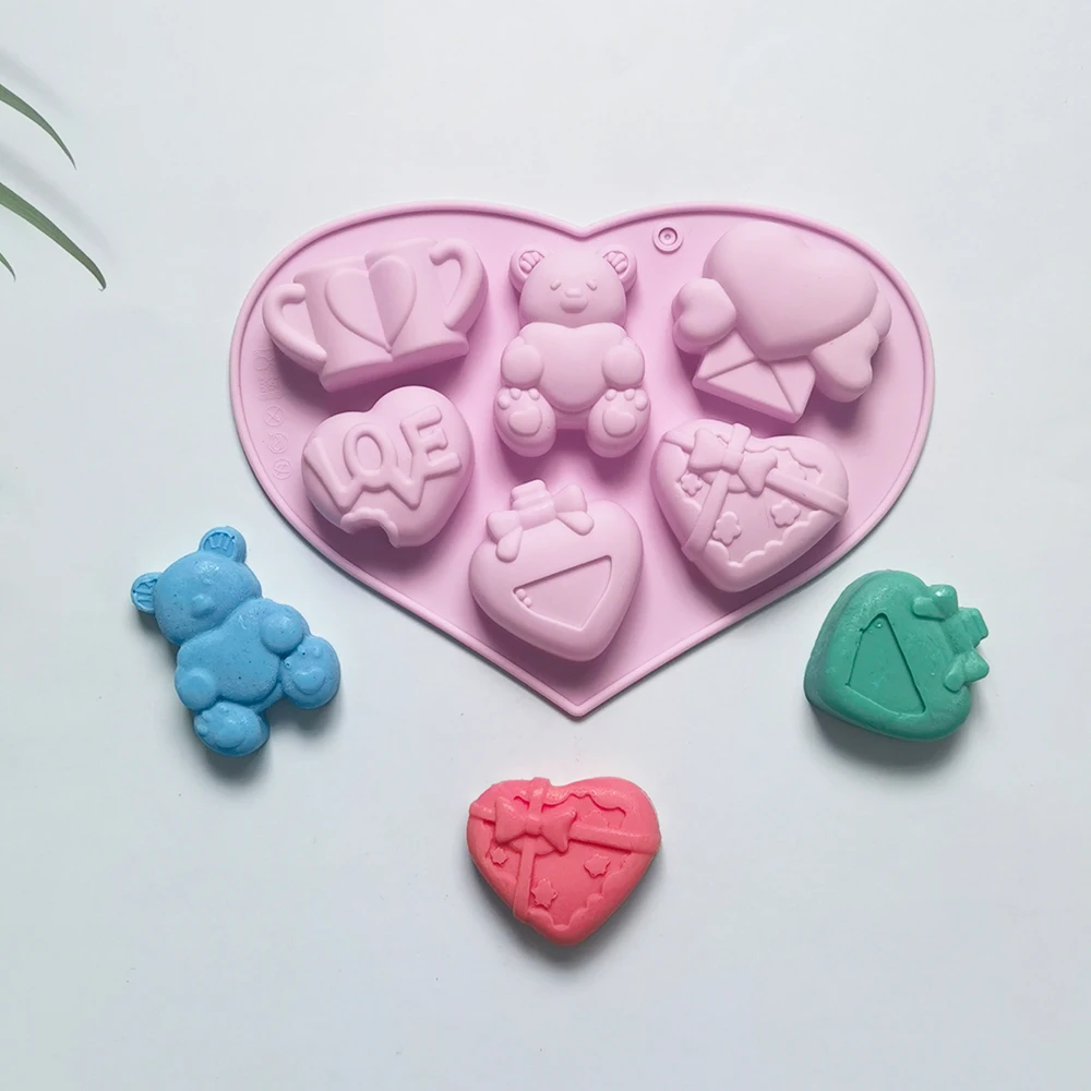 1PC 6-hole Love Lovely Bear shaped Cake Mold Silicone Mold DIY Biscuit Candy Jelly Baking Appliance
1PC 6-hole Love Lovely Bear shaped Cake Mold Silicone Mold DIY Biscuit Candy Jelly Baking Appliance