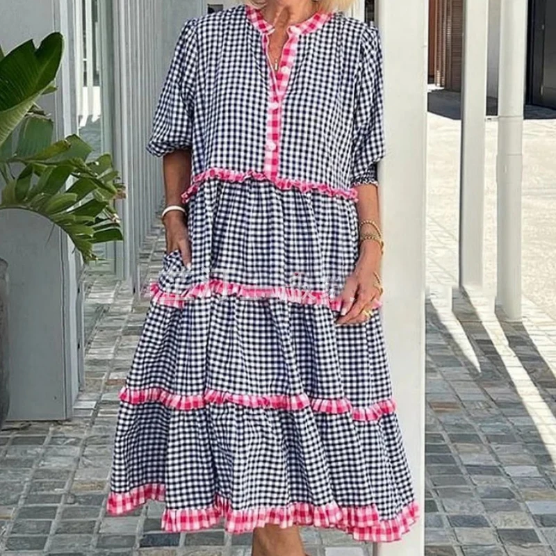 2023 New Summer Casual Plaid Pleats Party Dress Lady V-neck Short Sleeve Ruffled Loose Dress Elegant Beach Long Dress for Women
2023 New Summer Casual Plaid Pleats Party Dress Lady V-neck Short Sleeve Ruffled Loose Dress Elegant Beach Long Dress for Women