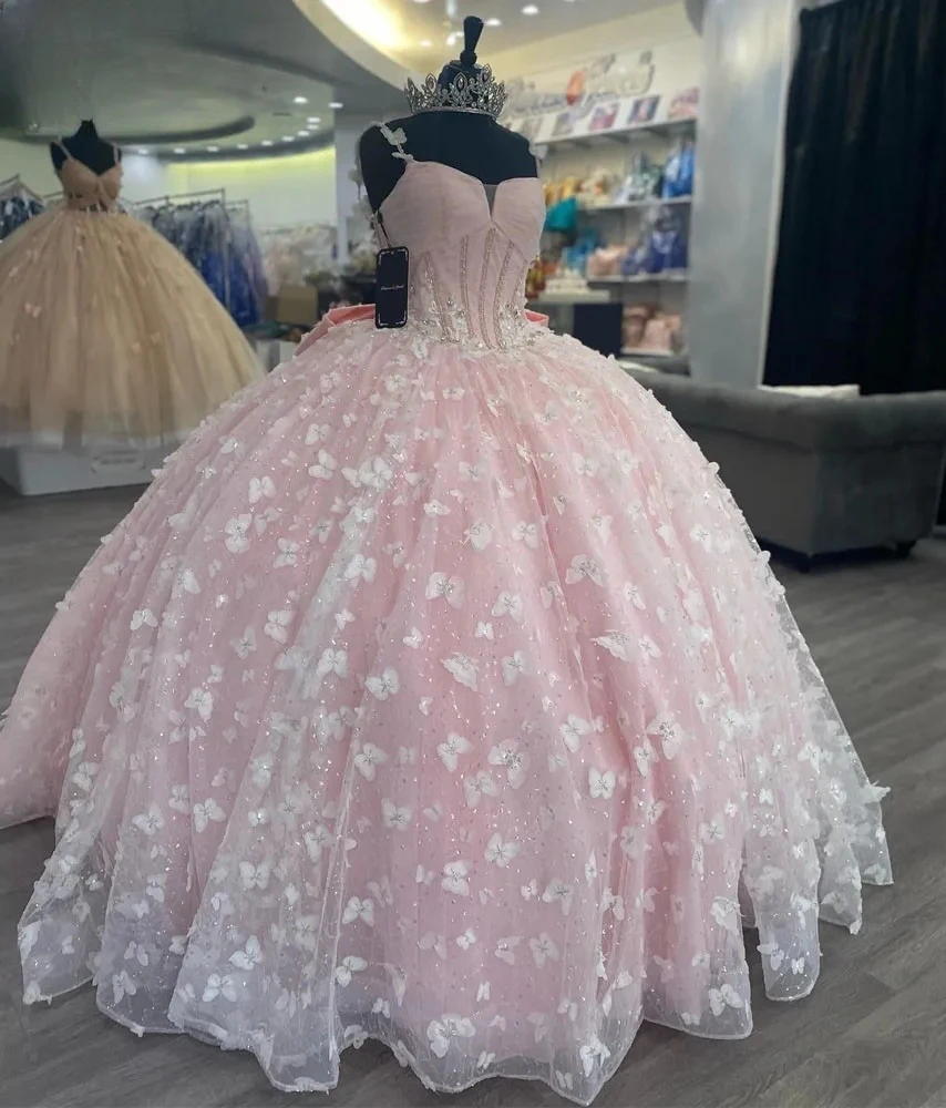 Pink Princess Quinceanera Dresses Ball Gown Spaghetti Straps Tulle Floral Sweet 16 Dresses 15 Años Mexican
Pink Princess Quinceanera Dresses Ball Gown Spaghetti Straps Tulle Floral Sweet 16 Dresses 15 Años Mexican
