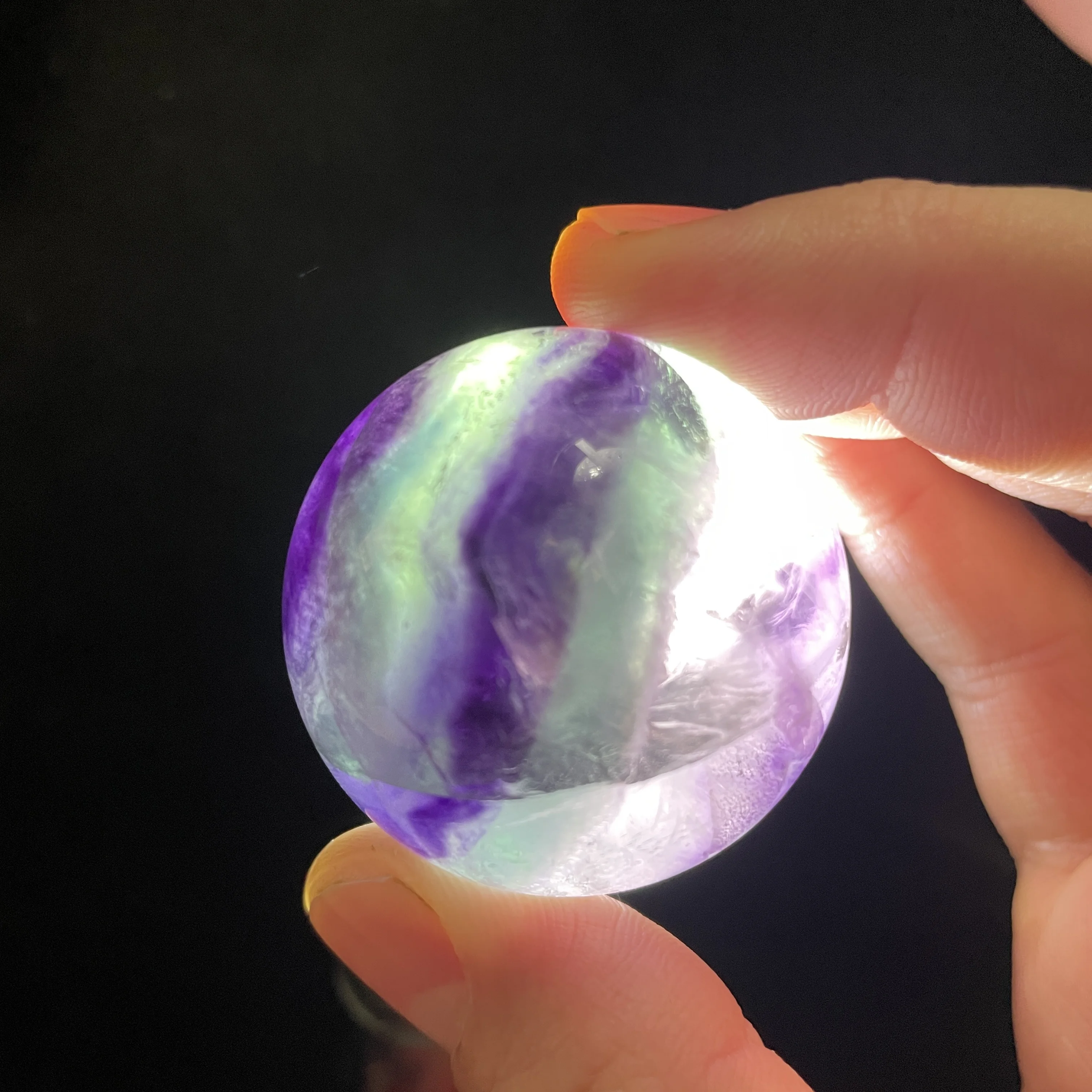 Хрустальный флюоритовый шар CA1-16
Хрустальный флюоритовый шар CA1-16