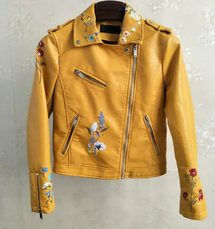 Women Fashion Yellow Flower Embroidered Vintage Jacket Girl Long Sleeve Outfits Faux Leather PU Short Motorcycle Coat Streetwear
Women Fashion Yellow Flower Embroidered Vintage Jacket Girl Long Sleeve Outfits Faux Leather PU Short Motorcycle Coat Streetwear