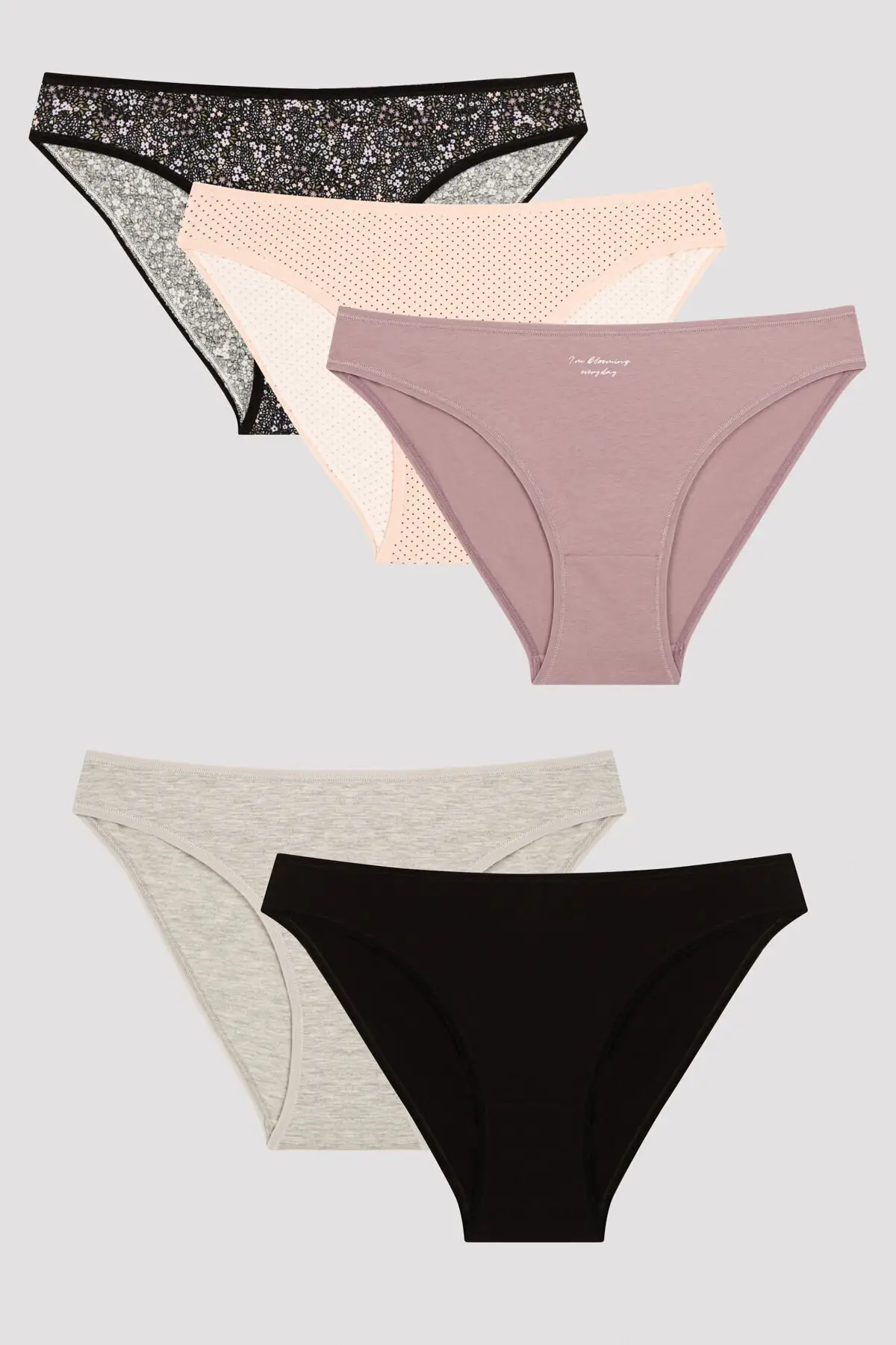 2022 New Fashion, Multi Blooming Everyday 5 Pack Slip Panties, Special For Women, Suitable For Daily Use, Soft Textured,S-M-L-XL
2022 New Fashion, Multi Blooming Everyday 5 Pack Slip Panties, Special For Women, Suitable For Daily Use, Soft Textured,S-M-L-XL