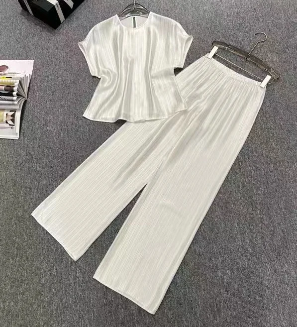 Top Quality Women's Set 2023 Summer 2 Piece Pant Suits Ladies Short Sleeve Tops Blouse+Elastic Waist Wide Leg Long Pant Sets
Top Quality Women's Set 2023 Summer 2 Piece Pant Suits Ladies Short Sleeve Tops Blouse+Elastic Waist Wide Leg Long Pant Sets