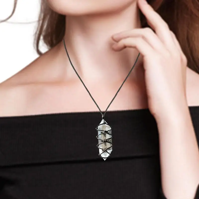 Natural Crystal Fluorite Pendant Double-tip Raw Stone Pendant White Fluorite Fluorite Pendule Suspension Necklace Pendant
Natural Crystal Fluorite Pendant Double-tip Raw Stone Pendant White Fluorite Fluorite Pendule Suspension Necklace Pendant