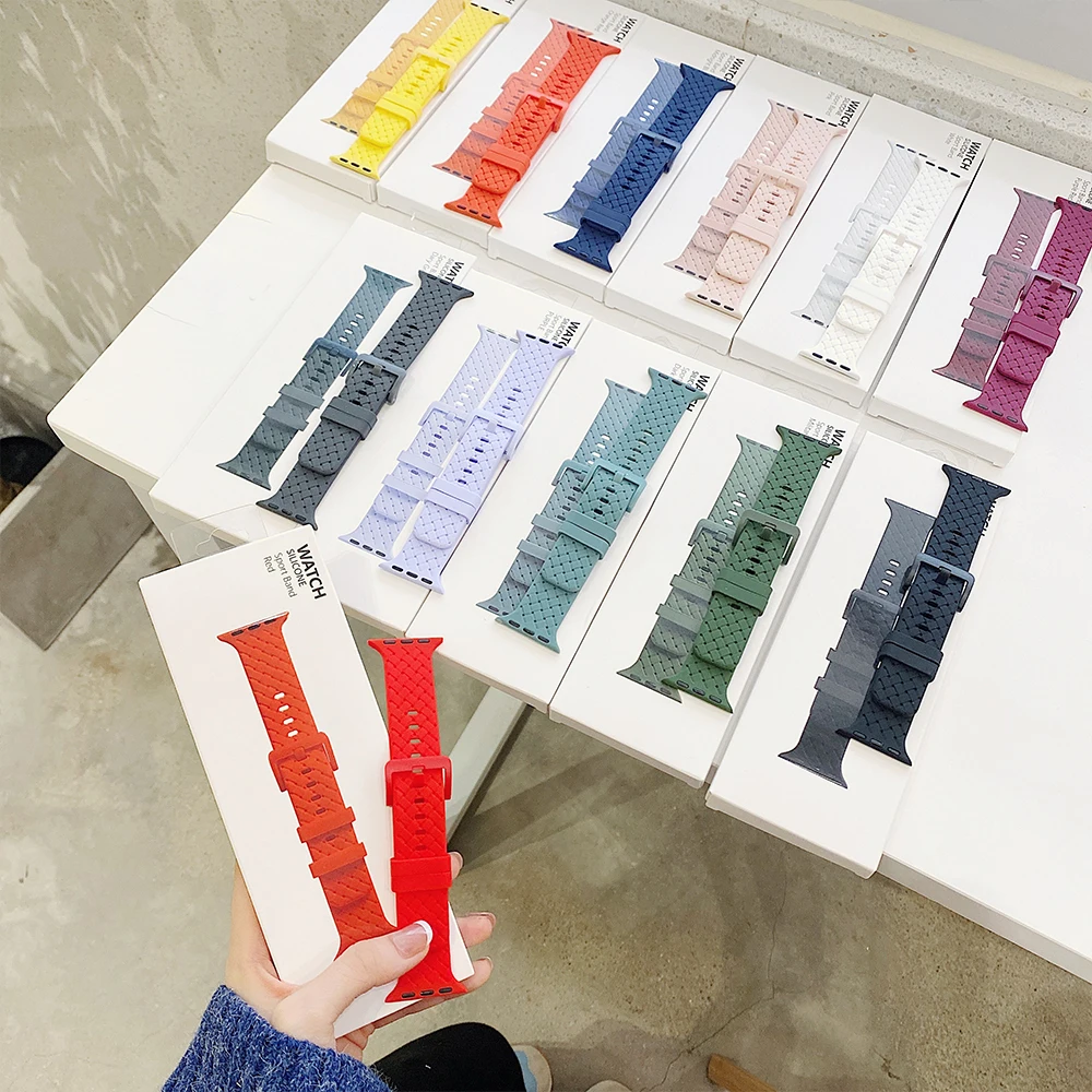 Ремешок Плетеный силиконовый для Apple Watch Series 7 6 SE 5 4, браслет для Apple watch 44 40 мм 41 42 мм
Ремешок Плетеный силиконовый для Apple Watch Series 7 6 SE 5 4, браслет для Apple watch 44 40 мм 41 42 мм