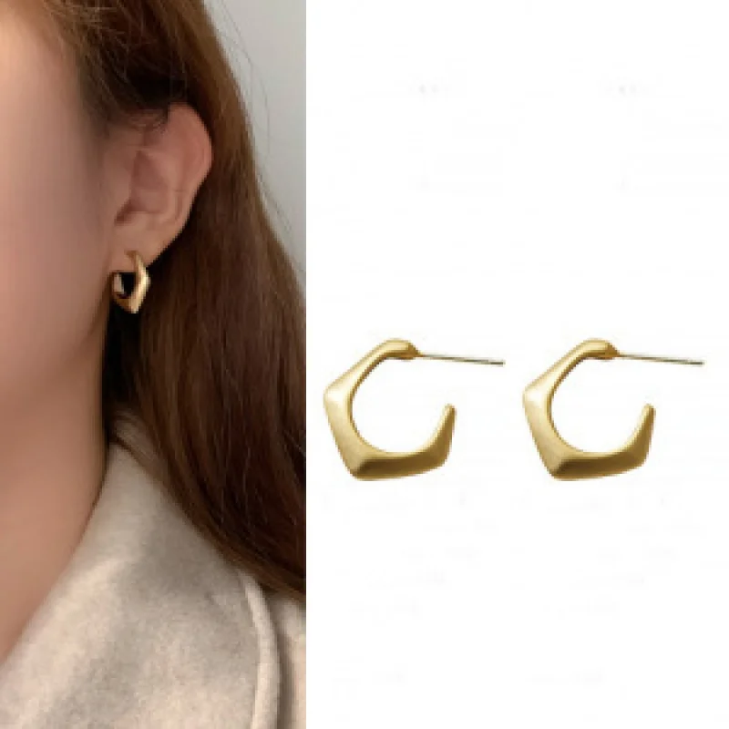 

S925 Silver Needle Earring Korean High Sense Ins Style Simple New Graceful Ear Studs Round Ear Ring Delicate Jewelry for Women