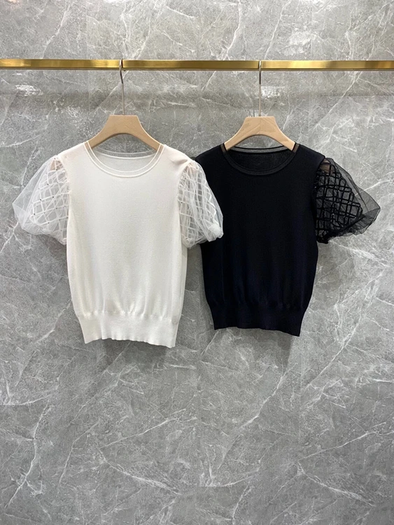 2022 new women fashion short-sleeved see-through mesh sleeves stitching thin section all-match sweet knitted top 069 
2022 new women fashion short-sleeved see-through mesh sleeves stitching thin section all-match sweet knitted top 069