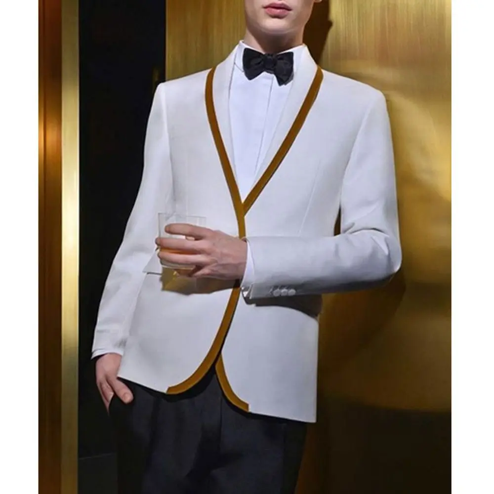 White Groom Tuxedo with Gold Trim Lapel for Wedding Prom 2 Piece Slim Fit Men Suits Latest Coat Pant New Mion Costumeale Fash
White Groom Tuxedo with Gold Trim Lapel for Wedding Prom 2 Piece Slim Fit Men Suits Latest Coat Pant New Mion Costumeale Fash