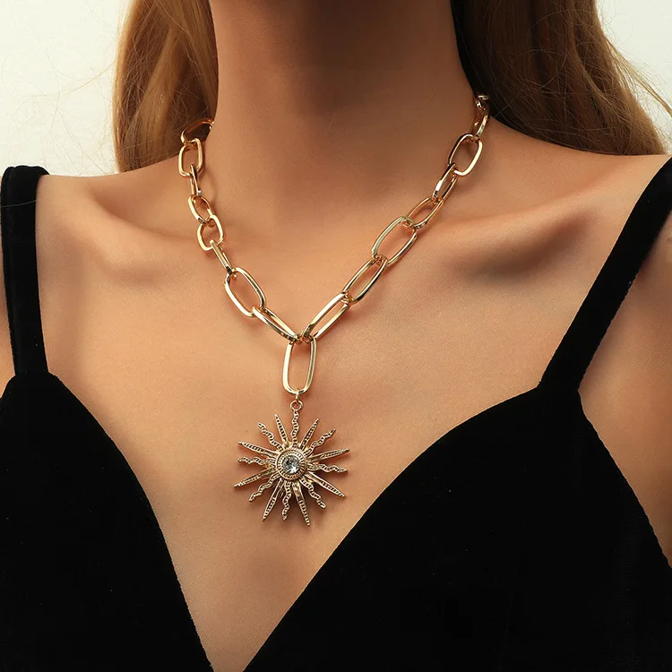 Hip Hop Sunflower Pendant Necklace Gold Color Chain Sweater Chain for Women Neck Jewelry Accessories
Hip Hop Sunflower Pendant Necklace Gold Color Chain Sweater Chain for Women Neck Jewelry Accessories