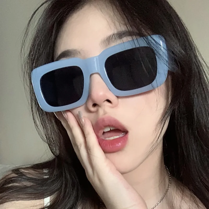 Summer Accessory Vintage Sunglasses Korean Style Square Candy Color Plastic Frame Eyewear Women Men Classic Glasses UV400
Summer Accessory Vintage Sunglasses Korean Style Square Candy Color Plastic Frame Eyewear Women Men Classic Glasses UV400