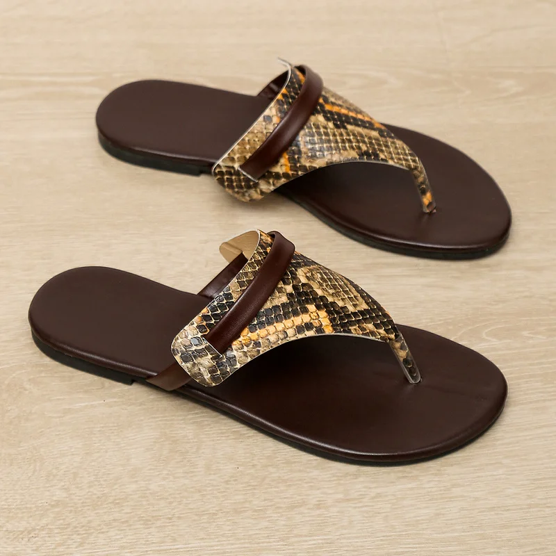 Flats Women Slippers Casual Flip Flops 2022 Summer New Fashion Sandals Ladies Casual Shoes Walking Beach Open Toe Mujer Slides
Flats Women Slippers Casual Flip Flops 2022 Summer New Fashion Sandals Ladies Casual Shoes Walking Beach Open Toe Mujer Slides