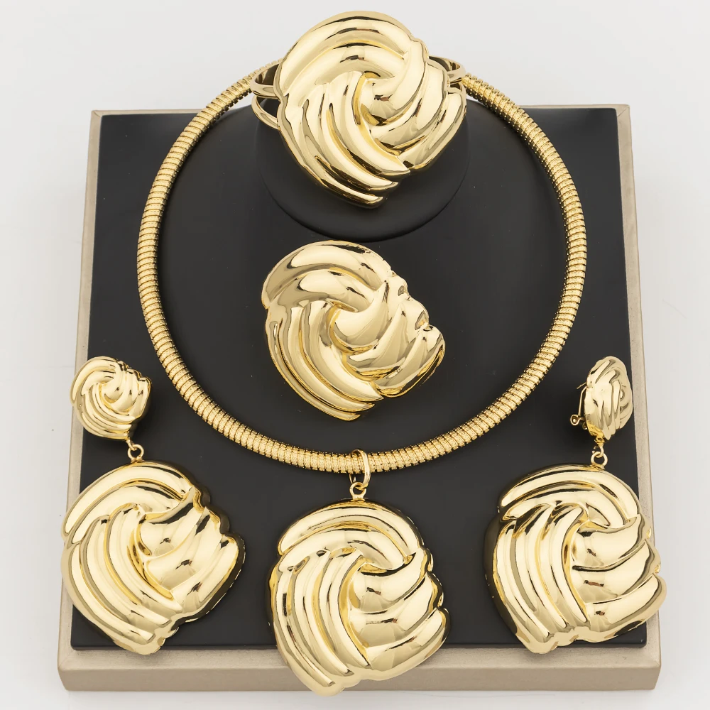 YM Jewelry Women's Exquisite Gold Plated Jewelry Set Wedding Bride Bridesmaid Party Jewelry Copper Earrings Necklace Bangle Ring
YM Jewelry Women's Exquisite Gold Plated Jewelry Set Wedding Bride Bridesmaid Party Jewelry Copper Earrings Necklace Bangle Ring