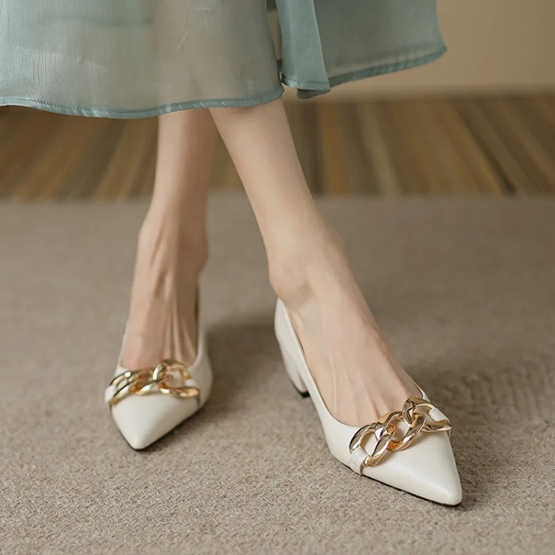 Ochanmeb Big Plus Natural Genuine Cow Leather Pumps for Women Block Medium Heels Shoes Black Beige Nude Brand Chain Dress Shoes
Ochanmeb Big Plus Natural Genuine Cow Leather Pumps for Women Block Medium Heels Shoes Black Beige Nude Brand Chain Dress Shoes