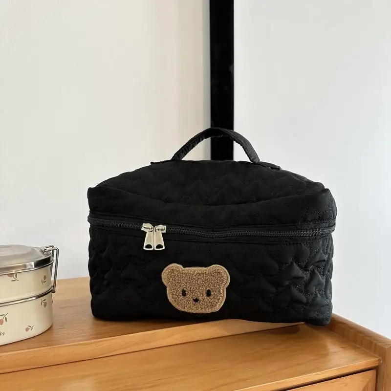 Стёганая коробка для хранения косметики в виде медведя, женская большая дорожная сумка для туалетных принадлежностей на молнии, косметичка, органайзер для хранения косметики 
Стёганая коробка для хранения косметики в виде медведя, женская большая дорожная сумка для туалетных принадлежностей на молнии, косметичка, органайзер для хранения косметики