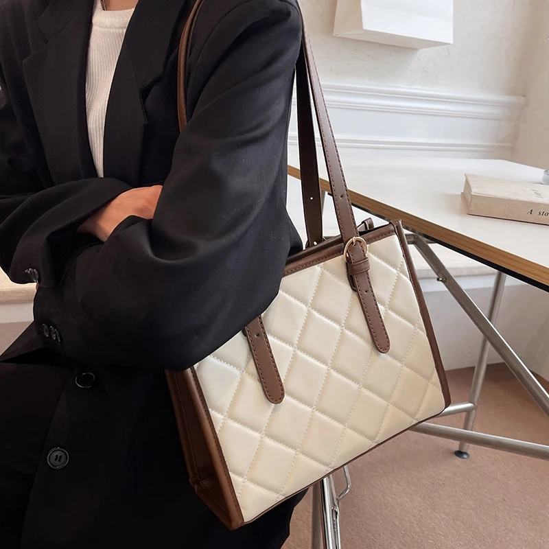 High Quality Women Handbags Fashion Ladies Small Pu Leather Shoulder Travel Bags Casual Designer Female Tote New Messenger Bags
High Quality Women Handbags Fashion Ladies Small Pu Leather Shoulder Travel Bags Casual Designer Female Tote New Messenger Bags