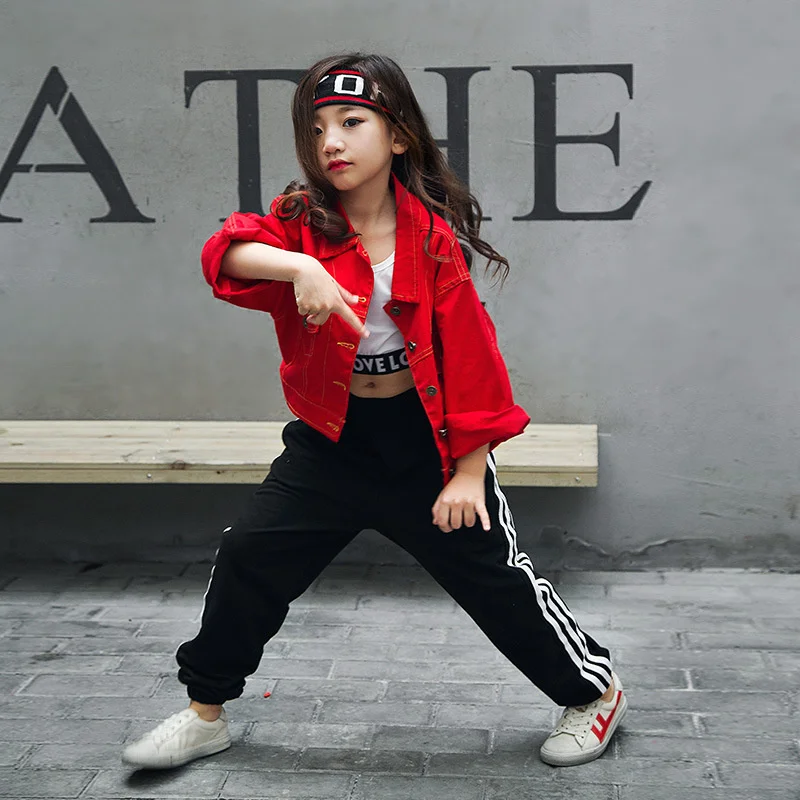 New loose denim coat top hip hop BF style children's and girls' Jazz Dance Hip Hop performance clothes
New loose denim coat top hip hop BF style children's and girls' Jazz Dance Hip Hop performance clothes