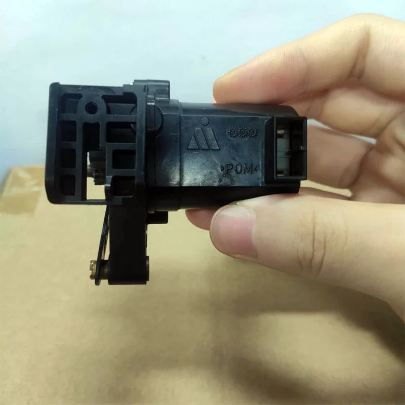 For Mercedes-Benz A-Class A200 Old W164 Original Rearview Mirror Reversing Right Electric Folding Motor Modules
For Mercedes-Benz A-Class A200 Old W164 Original Rearview Mirror Reversing Right Electric Folding Motor Modules