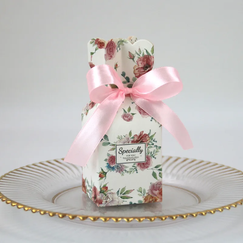 European Wedding Candy Box Bride To Be Mr Mrs Love Wedding Party Decor For Weedings Bridal Shower Jungle Wedding Rustic Favor
European Wedding Candy Box Bride To Be Mr Mrs Love Wedding Party Decor For Weedings Bridal Shower Jungle Wedding Rustic Favor