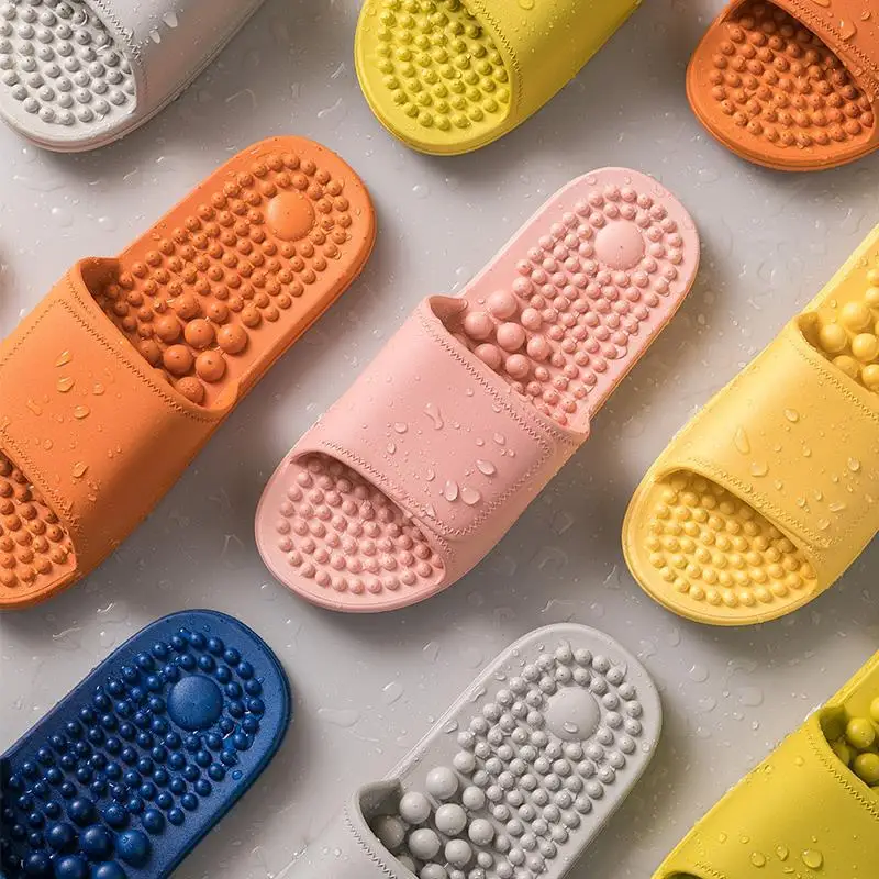 2022 New Comfortable Slippers For Women Summer Men Non-Slip Soft Sole Home Indoor Wear Resistant Bathroom Massage Sandals
2022 New Comfortable Slippers For Women Summer Men Non-Slip Soft Sole Home Indoor Wear Resistant Bathroom Massage Sandals