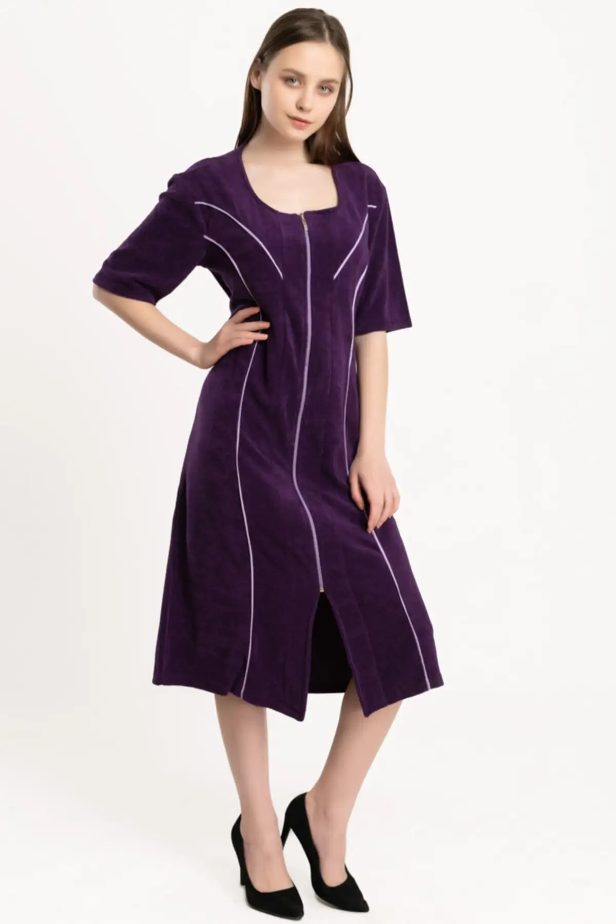 Dressing Gown Long Purple Towel Fashion Robe Female Bathrobe Sexy Peignoir Kimono Bride Dressing Gown Gown Gown Gown Gown
Dressing Gown Long Purple Towel Fashion Robe Female Bathrobe Sexy Peignoir Kimono Bride Dressing Gown Gown Gown Gown Gown