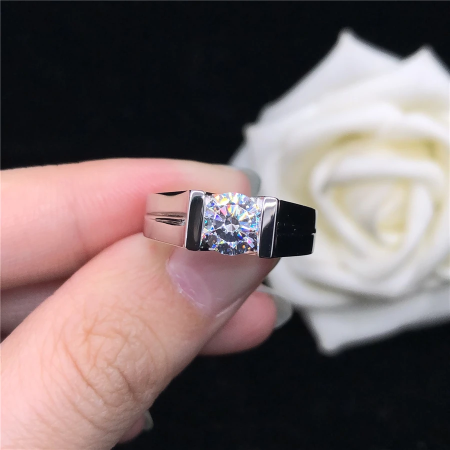 Certified Solid 18K White Gold AU750 Man's Ring 1CT Moissanite Engagement Ring For Men Wedding Anniversary Day Gift
Certified Solid 18K White Gold AU750 Man's Ring 1CT Moissanite Engagement Ring For Men Wedding Anniversary Day Gift