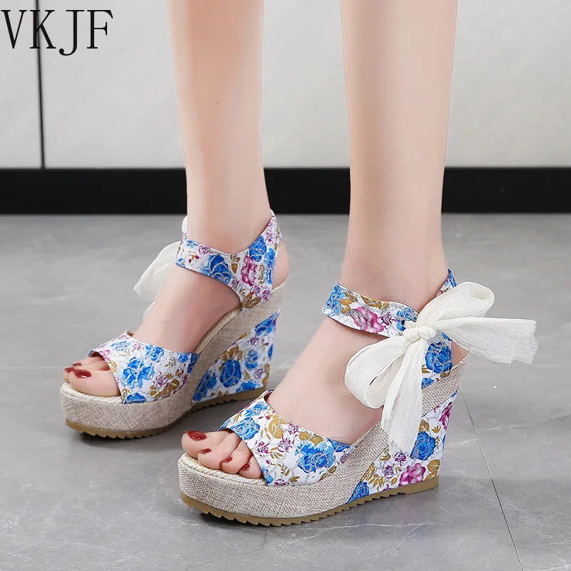 Сандалии женские в горошек, дизайнерские босоножки на платформе, с бантом, на танкетке, Повседневная модная обувь с ремешком на щиколотке, с ...
Сандалии женские в горошек, дизайнерские босоножки на платформе, с бантом, на танкетке, Повседневная модная обувь с ремешком на щиколотке, с ...