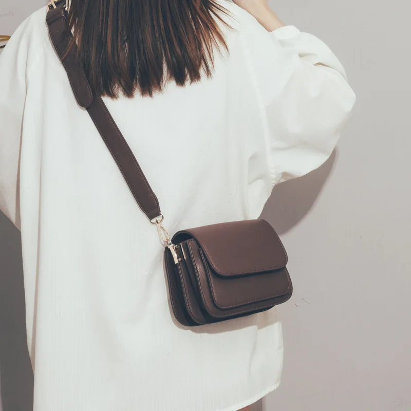 

Texture Small Bag (women) 2022 Fashion Design Versatile Broadband Crossbody Single Shoulder Bag Forest Vintage Organ Bag (women)