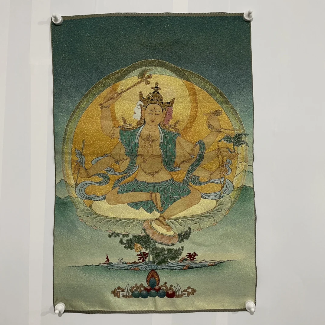 China Tibet Embroidery Silk Fengshui Nepal Tibetan Thangka Paintings Old Collection
China Tibet Embroidery Silk Fengshui Nepal Tibetan Thangka Paintings Old Collection