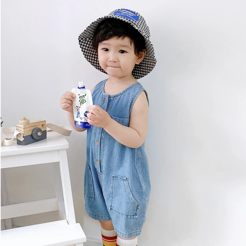 Children's Jeans Overalls Kid Boys Denim Jeans Girls Sleeveless Playsuit Child Summer Jumpsuit Korean Infant Suspenders Pants
Children's Jeans Overalls Kid Boys Denim Jeans Girls Sleeveless Playsuit Child Summer Jumpsuit Korean Infant Suspenders Pants
